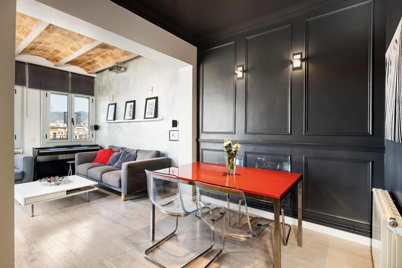 Stunning 2-Bedroom Apartment With Two Terraces Barcelona Hiszpania